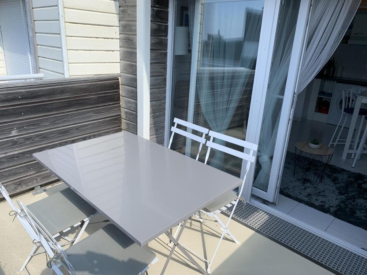 Appartement Proche Plage Avec Parking Et Balcon - Fr-1-482-102 فورت ماهون بلاج المظهر الخارجي الصورة